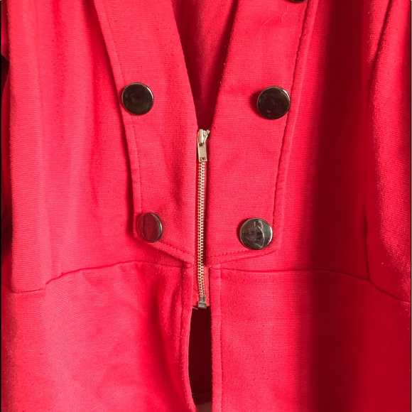 Puff Shoulder Jacket - Picture 2 of 4